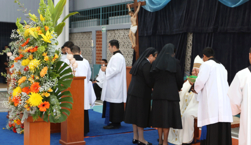 Eucaristía bodas de oro IAJC