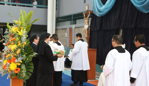 Eucaristía bodas de oro IAJC